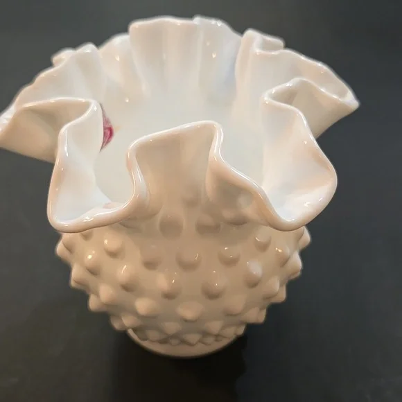 VTG Fenton White Hobnail Milk Glass Round Vase With Crimped Ruffled Edges 4 1/4" - Picture 3 of 9